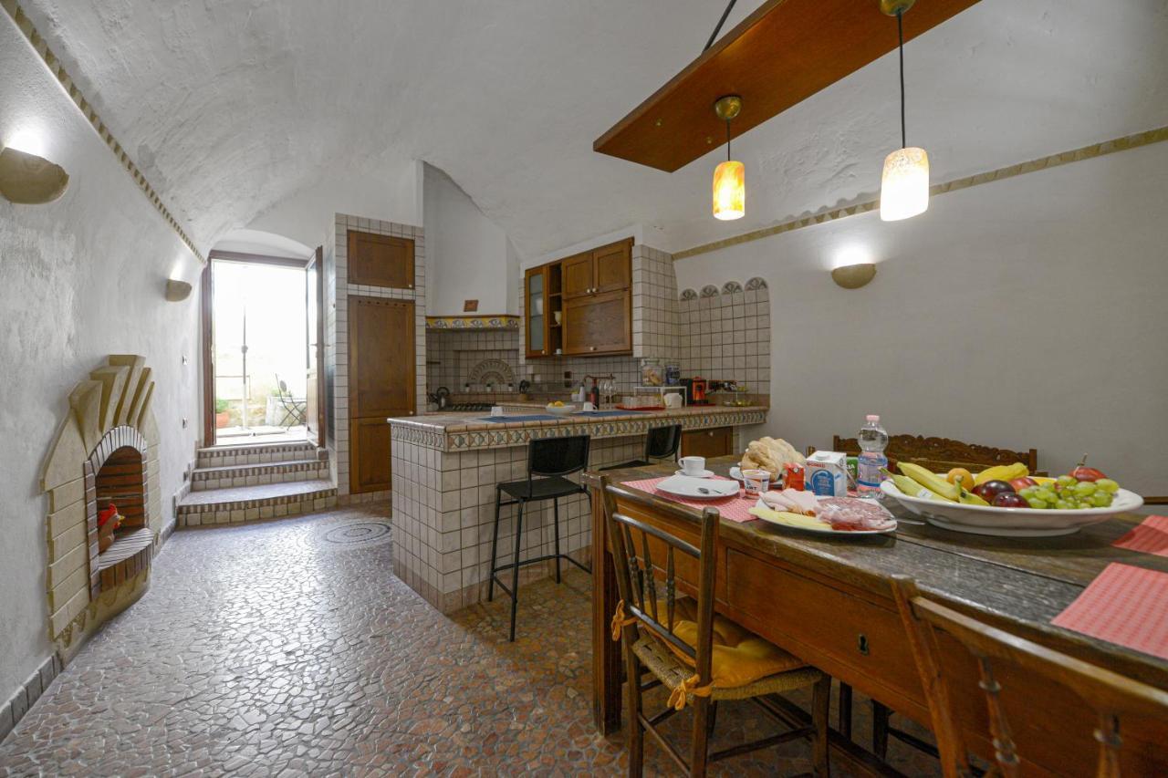 מטרה Umbra Idris Holiday Home מראה חיצוני תמונה